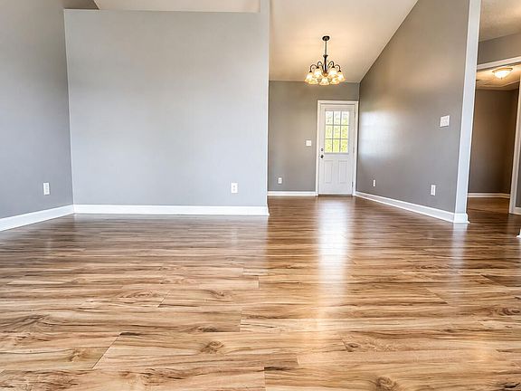 5th image of 417 Katelynn Branch Dr