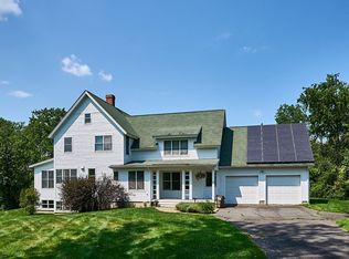 40 Hop Brook Rd, Amherst, MA 01002