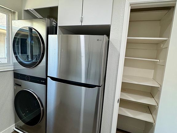 3rd image of 405 S 7th St #11