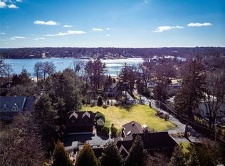312 Bay Ave, Huntington Bay, NY