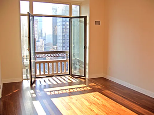 Rented by Corcoran | media 14
