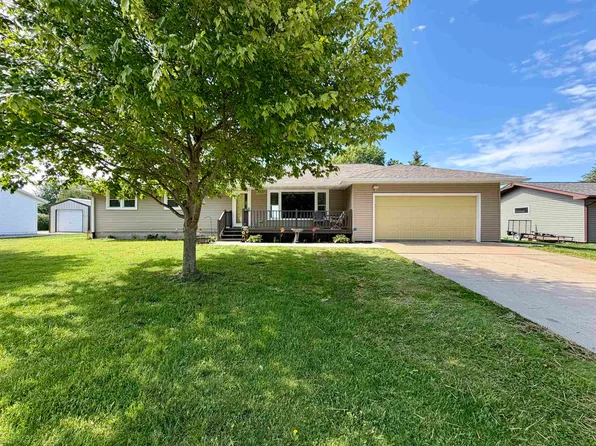 559 Summit Ave, Monticello, WI 53570
