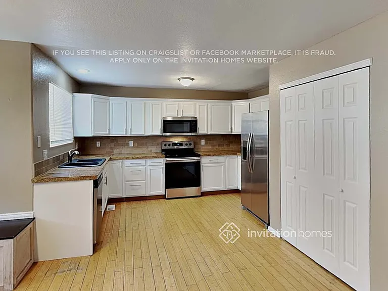 3188 W Calypso Ct — Photo 9