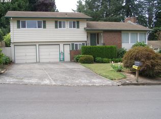 13936 SE Schiller St, Portland, OR 97236