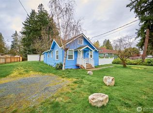 9806 McKinley Ave E, Tacoma, WA