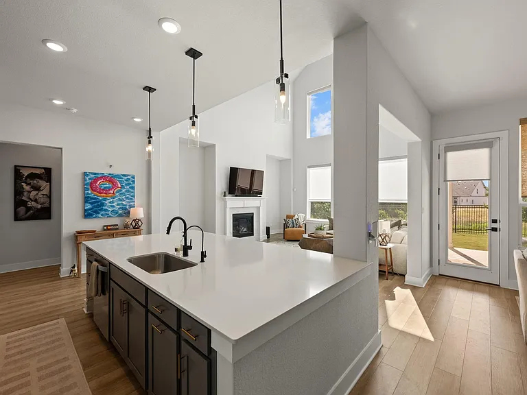 360 Crescent Moon Ct — Photo 8