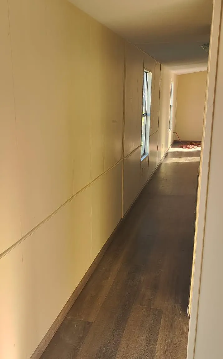 3 bed, 950 sqft, $950 — Photo 3