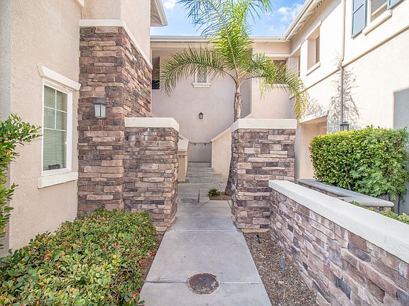 2nd image of 26472 Arboretum Way Unit 2202