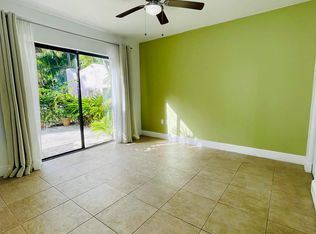 585 NE 66th St APT 1, Miami, FL 33138