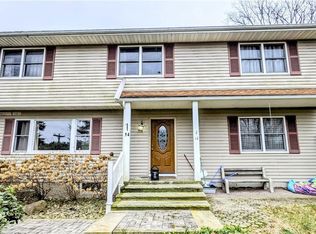 14 Bayberry Dr, Monroe, NY 10950