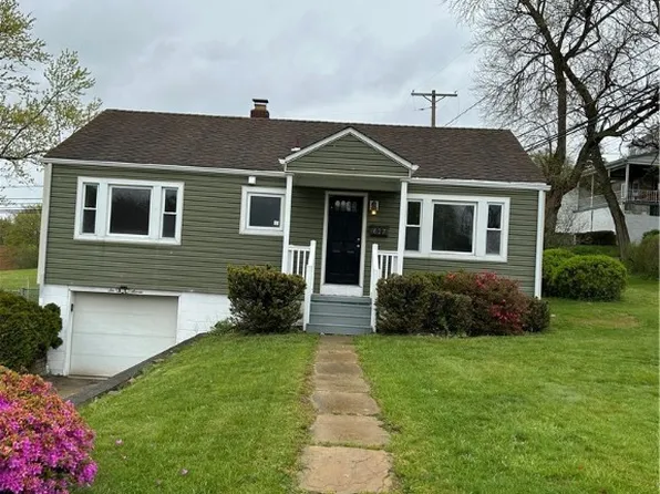 627 Robin Dr, Pittsburgh, PA 15220