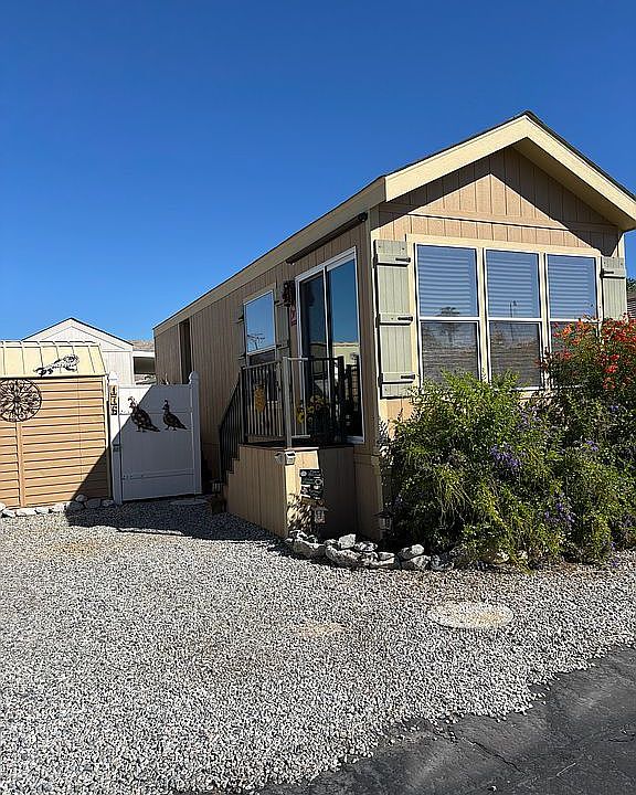 1st image of 70201 Aurora Rd #176