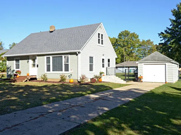 132 South Highland AVENUE, Jefferson, WI 53549