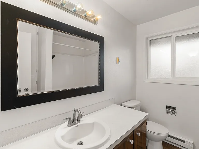 1200 W Huntley St #1212 — Photo 9