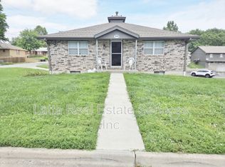 406 W 31st St #102-A, Higginsville, MO 64037