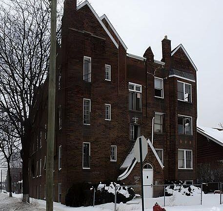 4th image of 14405 Eastwood St
