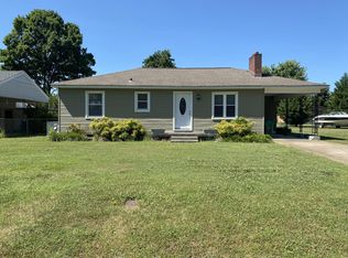 608 2nd St, Lawrenceburg, TN 38464