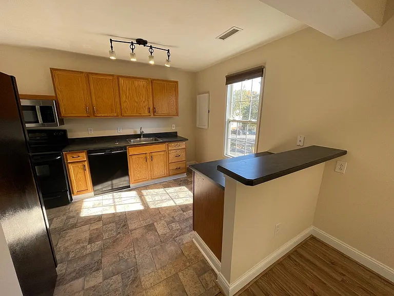 1311 Villa Way #C — Photo 22