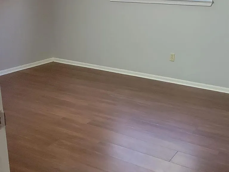 5703 Green Timbers Dr — Photo 6