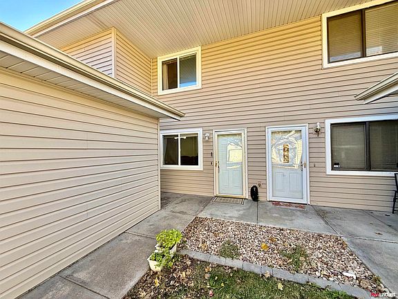 2nd image of 2123 Lockwood Ct