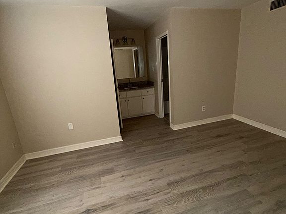 5th image of 4131 Arthur Ln
