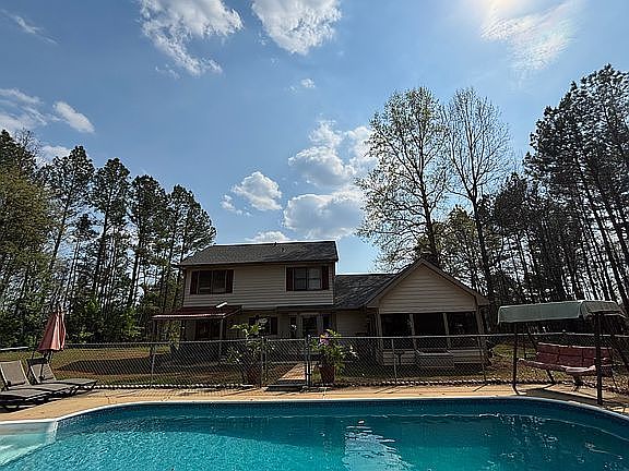 2nd image of 70 Sienna Dr