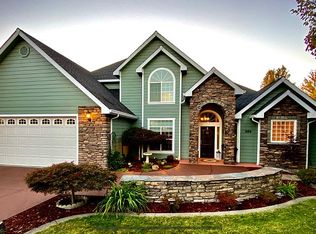 356 Leandra Ln, Eagle Pt, OR 97524