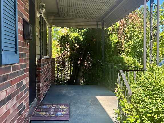 3rd image of 29541 Catawba St