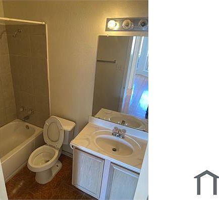 4th image of 2018 Shepherds Glen Ln