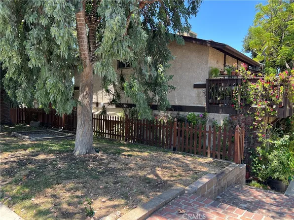 1415 El Sereno Ave APT 4, Pasadena, CA 91103
