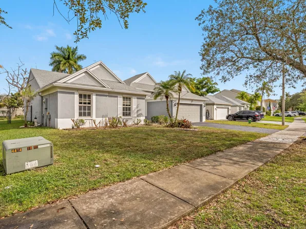 10185 Grove Lane, Cooper City, FL 33328