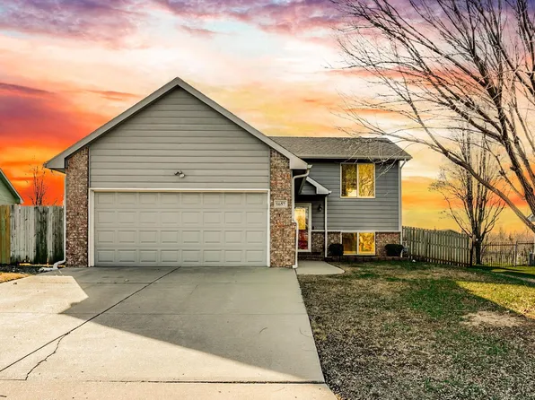 1657 N Prairie Run Cir, Mulvane, KS 67110