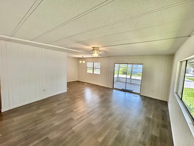 122 Crossways Dr — Photo 4