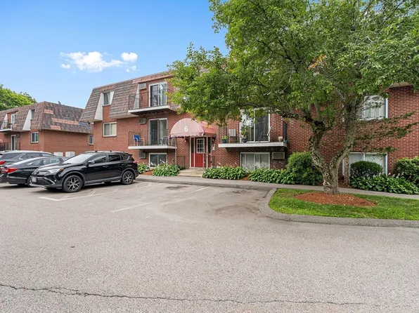 6 Apricot St APT 10, Worcester, MA 01603