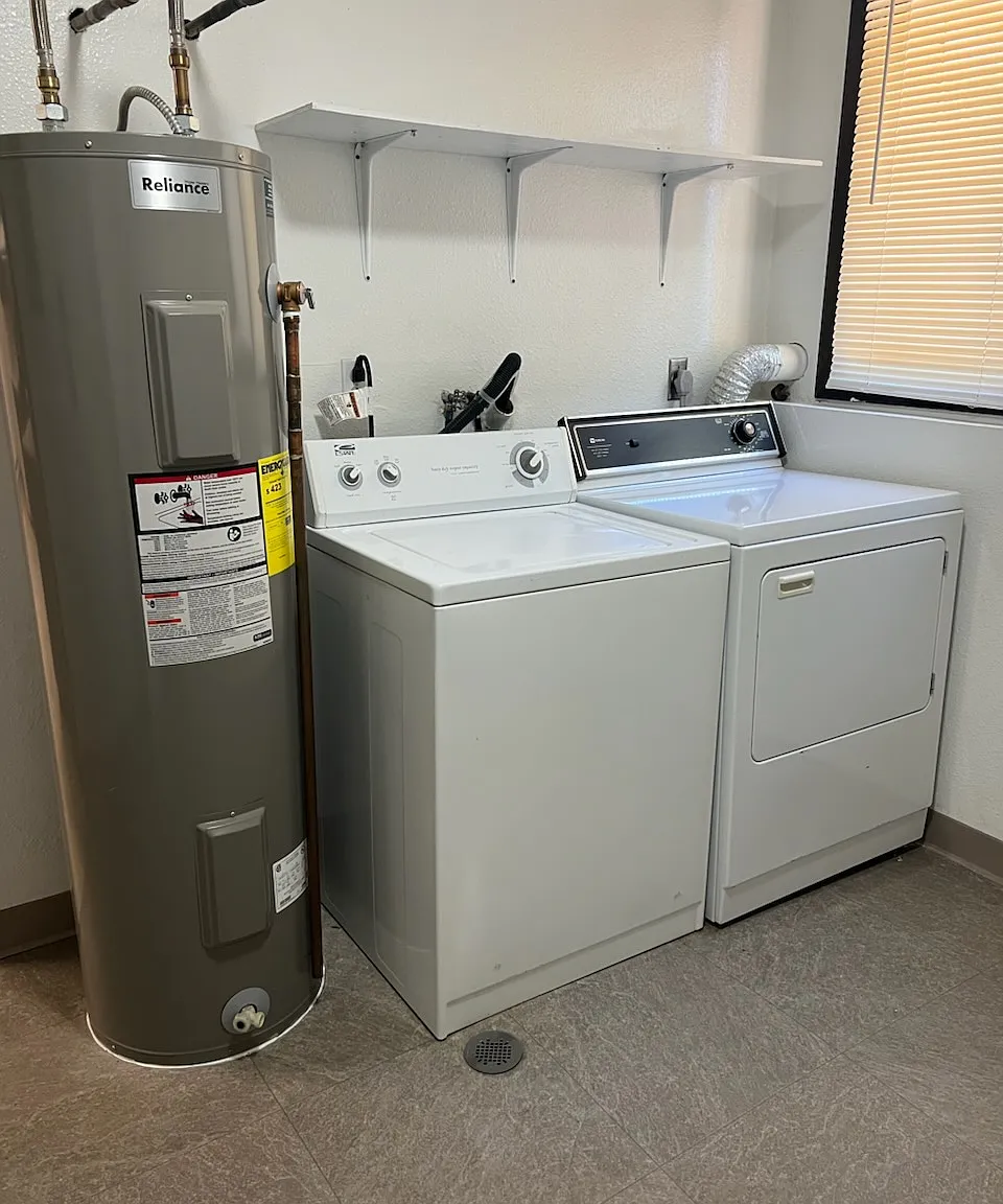 3 bed, 1000 sqft, $1,095 — Photo 4