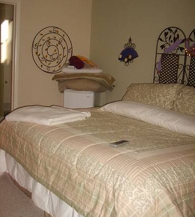 2 Master Bedrooms