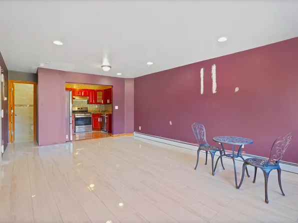 65-36 Metropolitan Avenue image 18 of 33