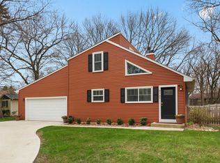 8737 2nd Ave, Pleasant Prairie, WI 53158