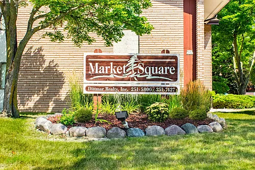 N76W14525 Market Dr #43 Photo 1