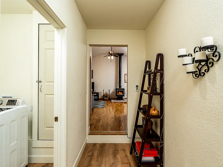6263 Pine Needle Ln — Photo 11