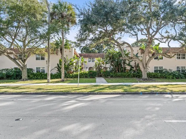 715 20th St APT 202, Vero Beach, FL 32960