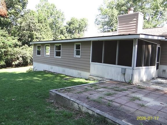 4th image of 1340 Sandusky Dr