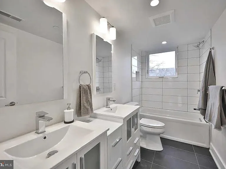 965 N Lawrence St — Photo 14