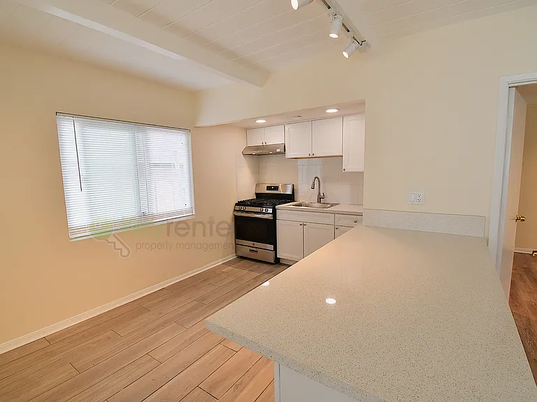 622 N Nevada St — Photo 11