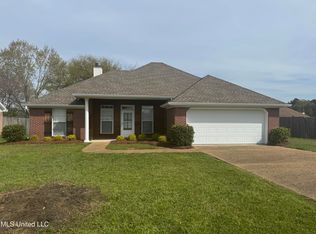 104 Laurel Park Pl, Flowood, MS 39208
