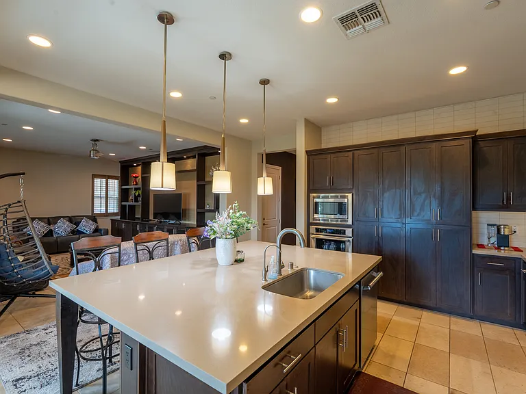 3881 Highpointe Ct — Photo 5