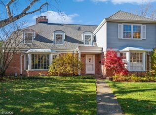 2510 Sheridan Rd, Evanston, IL 60201