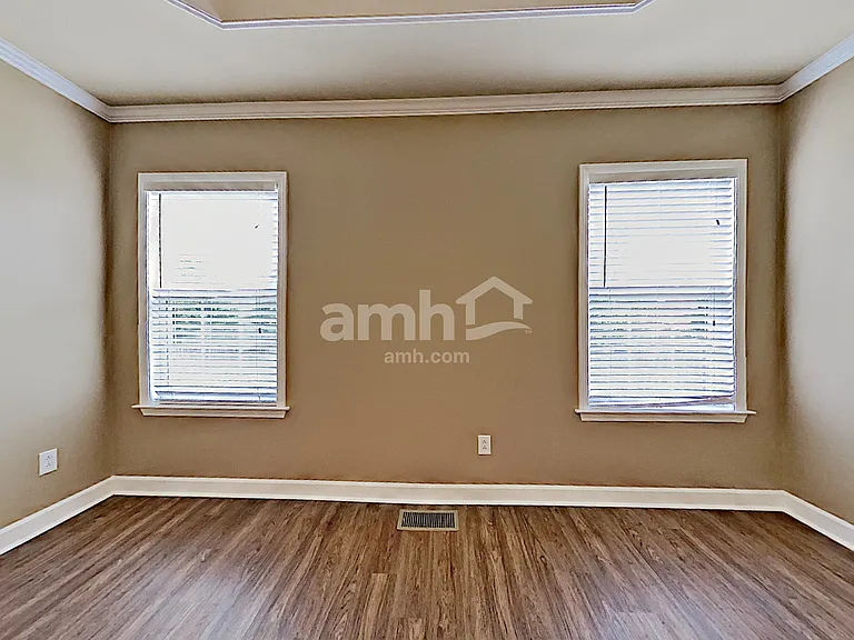 1017 Aenon Cir — Photo 11