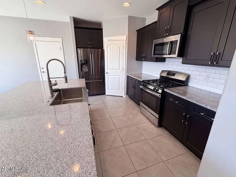 14862 W West Pershing St — Photo 2