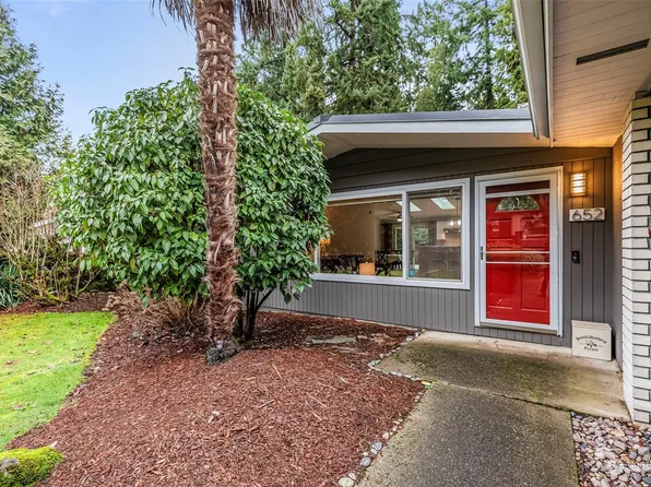 652 S 298th Street, Federal Way, WA 98003